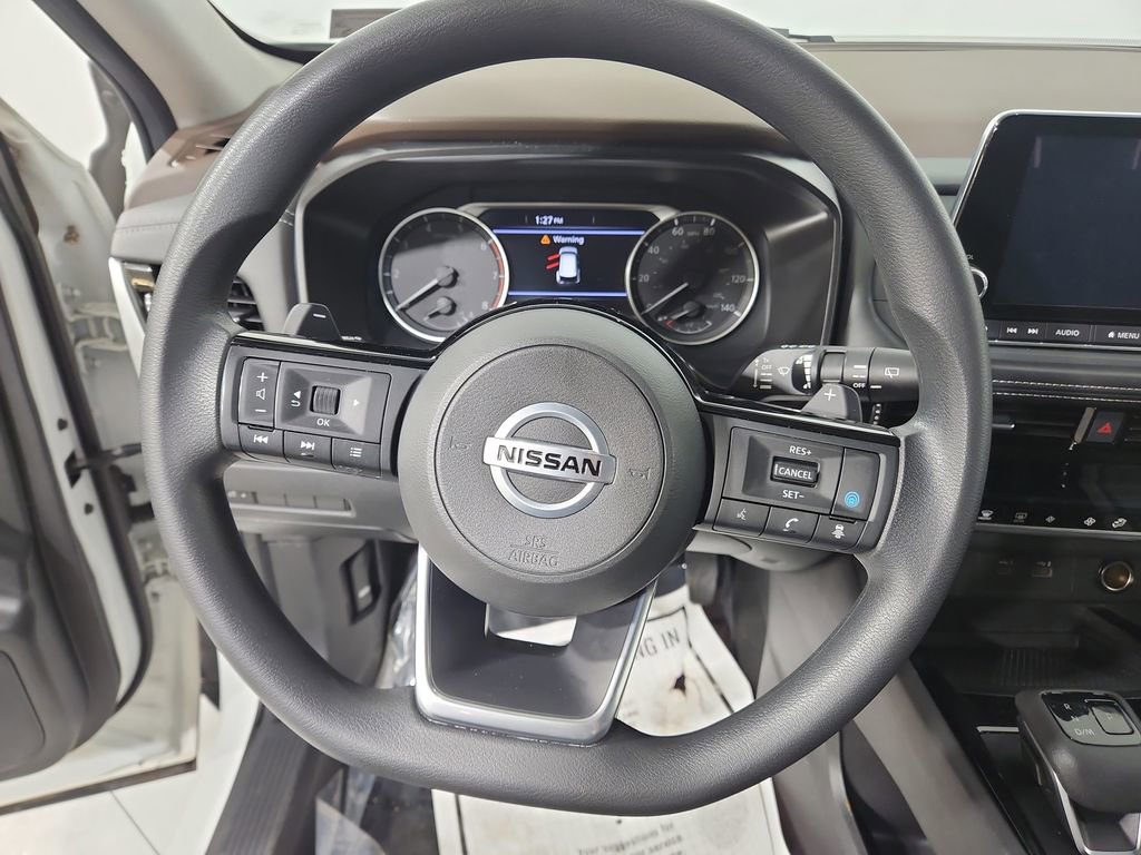 Certified 2021 Nissan Rogue SV image 16