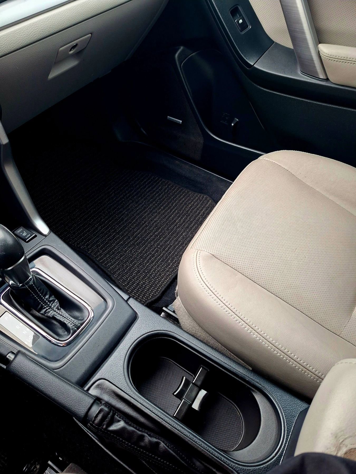 Used 2015 Subaru Forester 2.5i Touring w/ Eyesight & Navigation System image 17