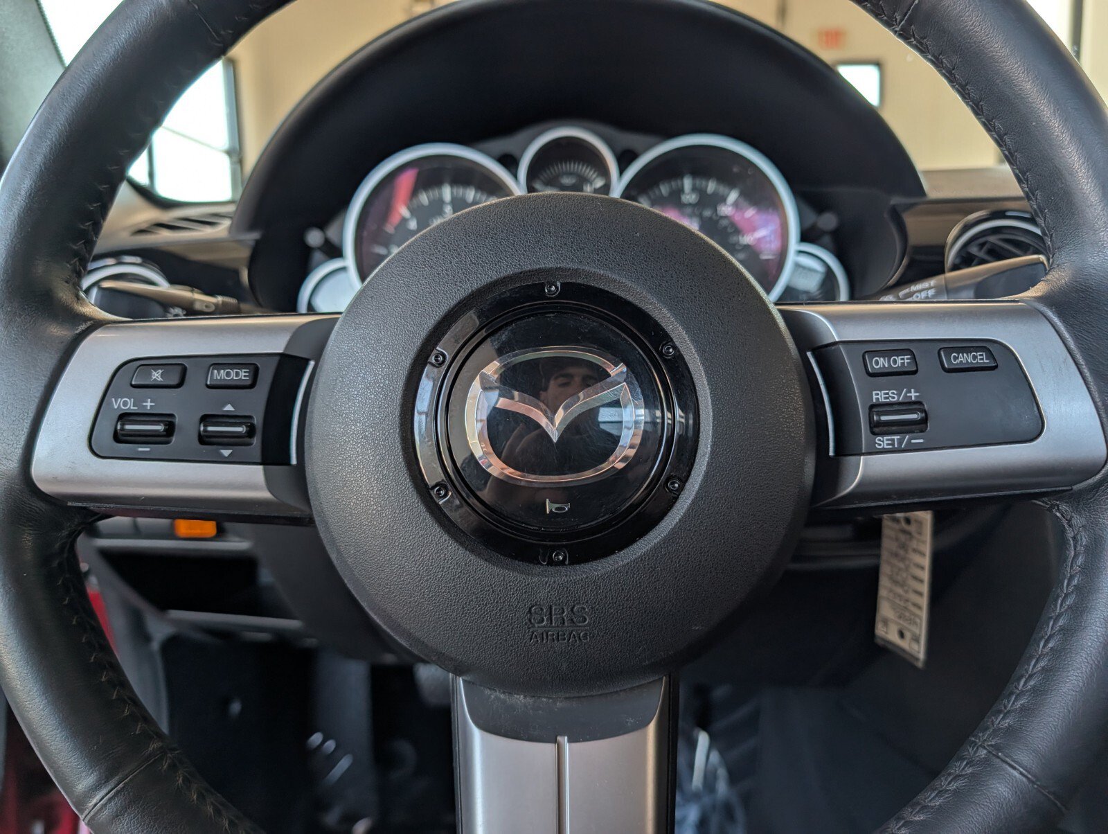 Used 2007 MAZDA MX-5 Miata Touring w/ Suspension Pkg RWD image 16
