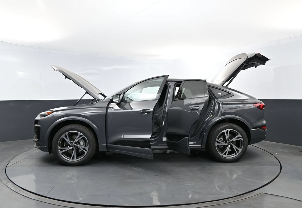 New 2027 Audi Q6 e-tron Premium Plus AWD/4WD image 29