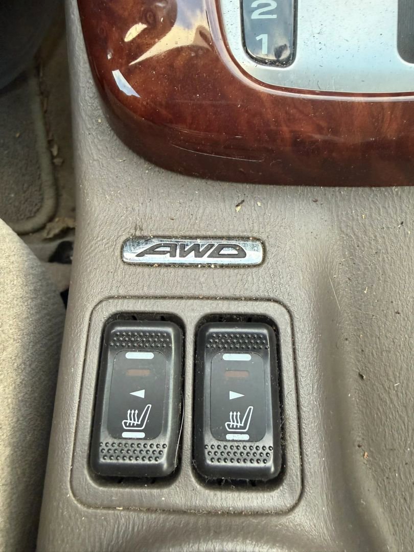 Used 2004 Subaru Outback Wagon AWD/4WD image 24