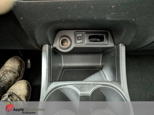 Used 2015 Mitsubishi Outlander GT AWD/4WD image 21