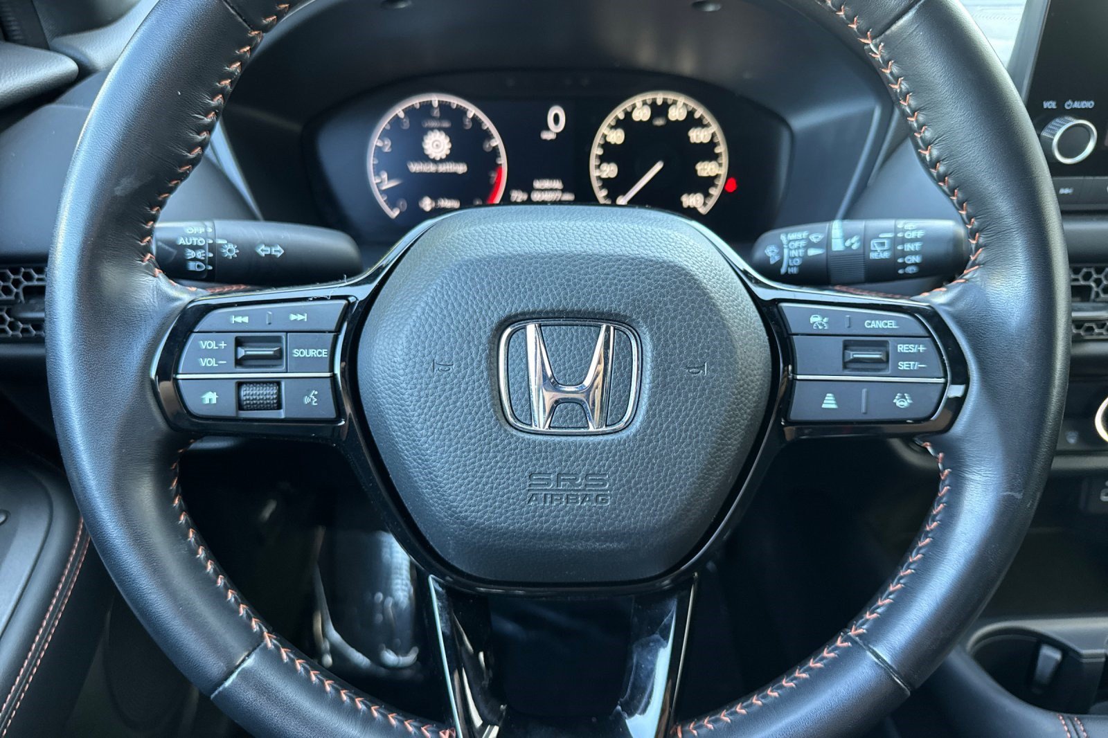 Used 2025 Honda HR-V Sport image 11