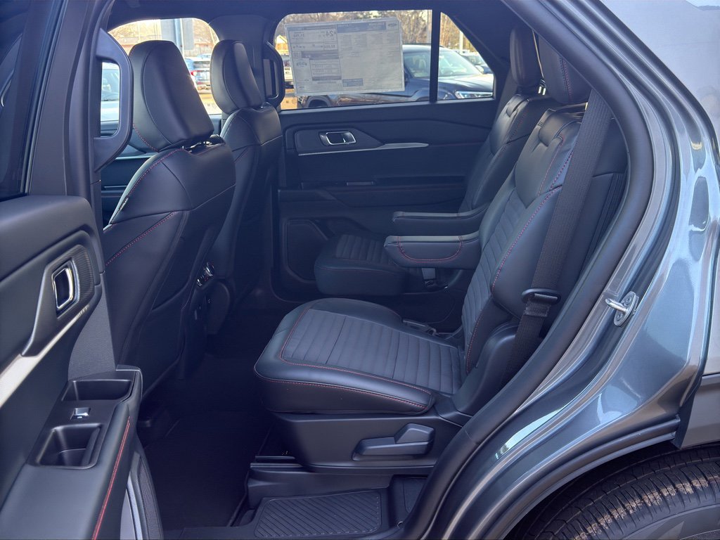 New 2026 Ford Explorer ST-Line w/ ST-Line Street Pack RWD image 10