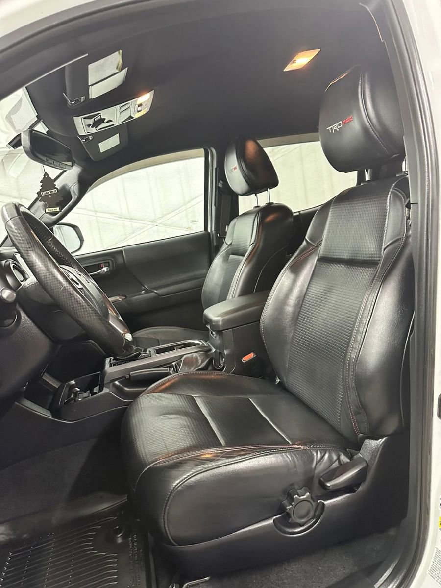 Used 2017 Toyota Tacoma TRD Pro AWD/4WD image 20