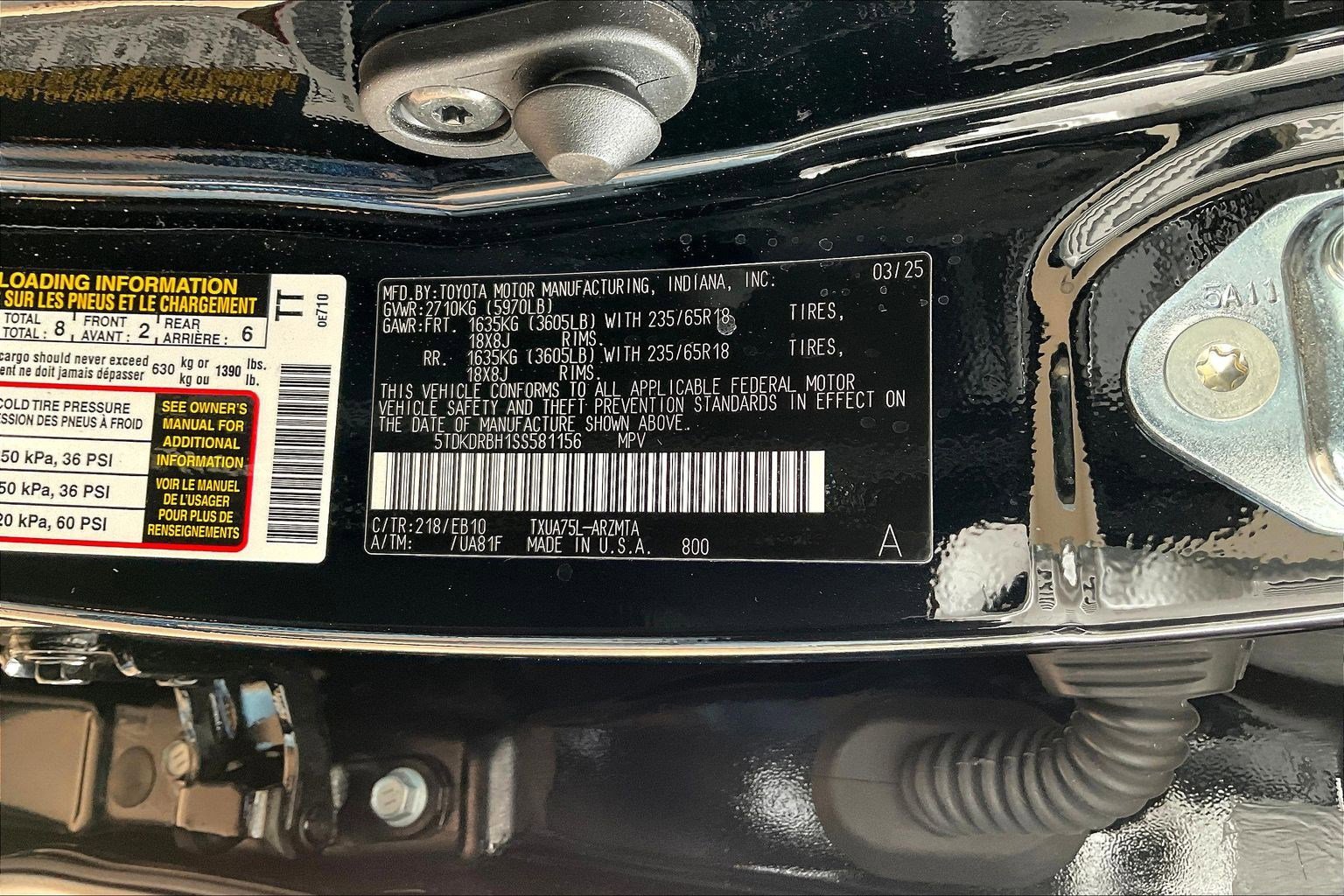 Used 2025 Toyota Highlander XLE image 19