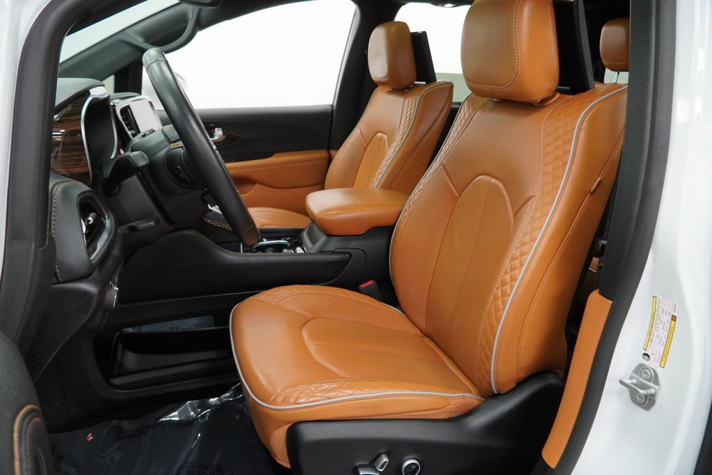 Certified 2021 Chrysler Pacifica Pinnacle image 17