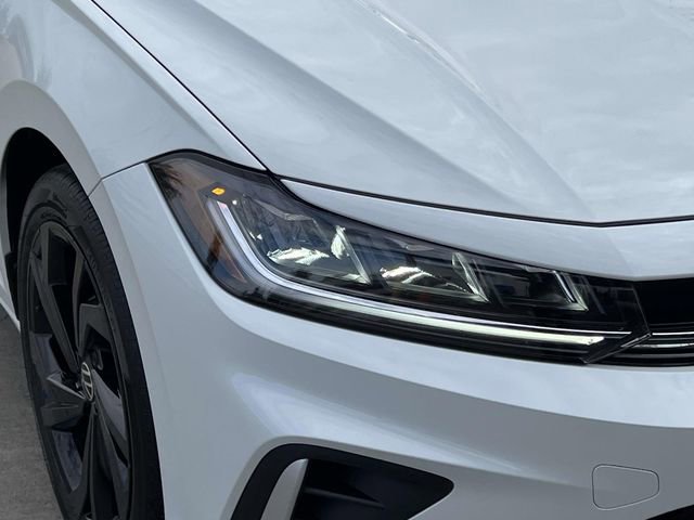 New 2026 Volkswagen Jetta SE image 7