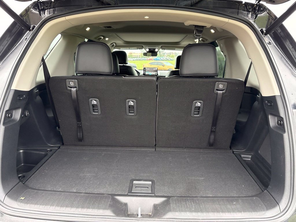 Used 2023 Honda Pilot Elite image 13