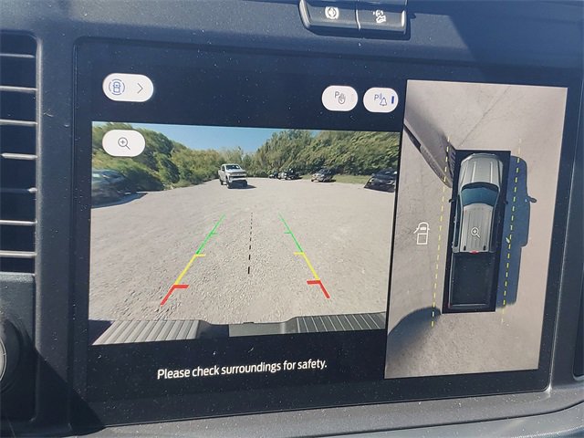 Used 2025 Ford F250 Platinum image 17