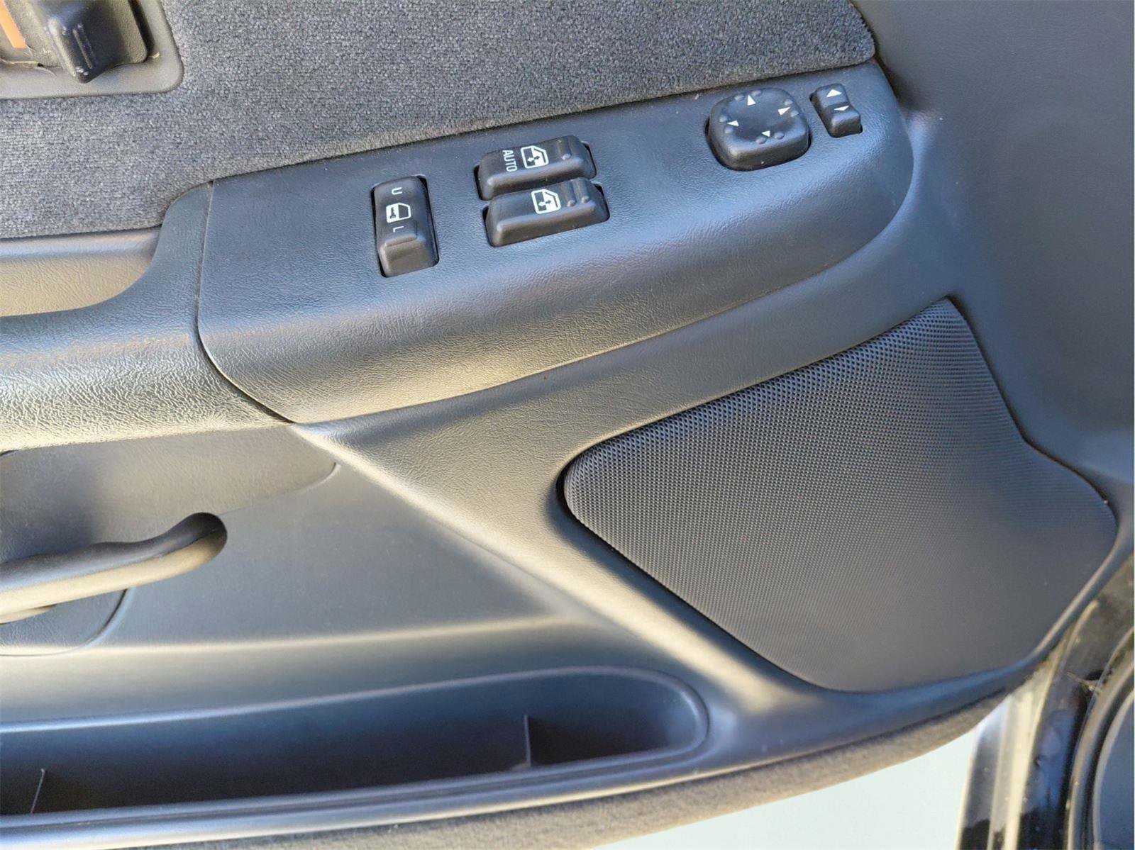 Used 2000 Chevrolet Silverado 1500 LS w/ Off-Road Chassis Pkg image 26