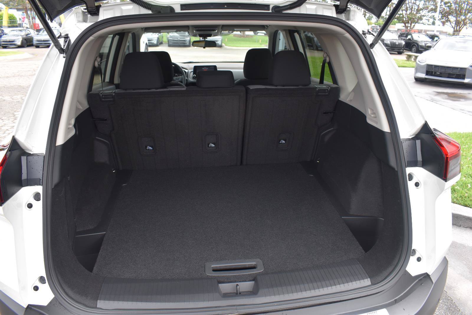 Used 2023 Nissan Rogue SV FWD image 50