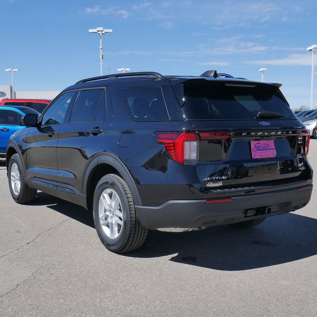 New 2026 Ford Explorer Active image 5