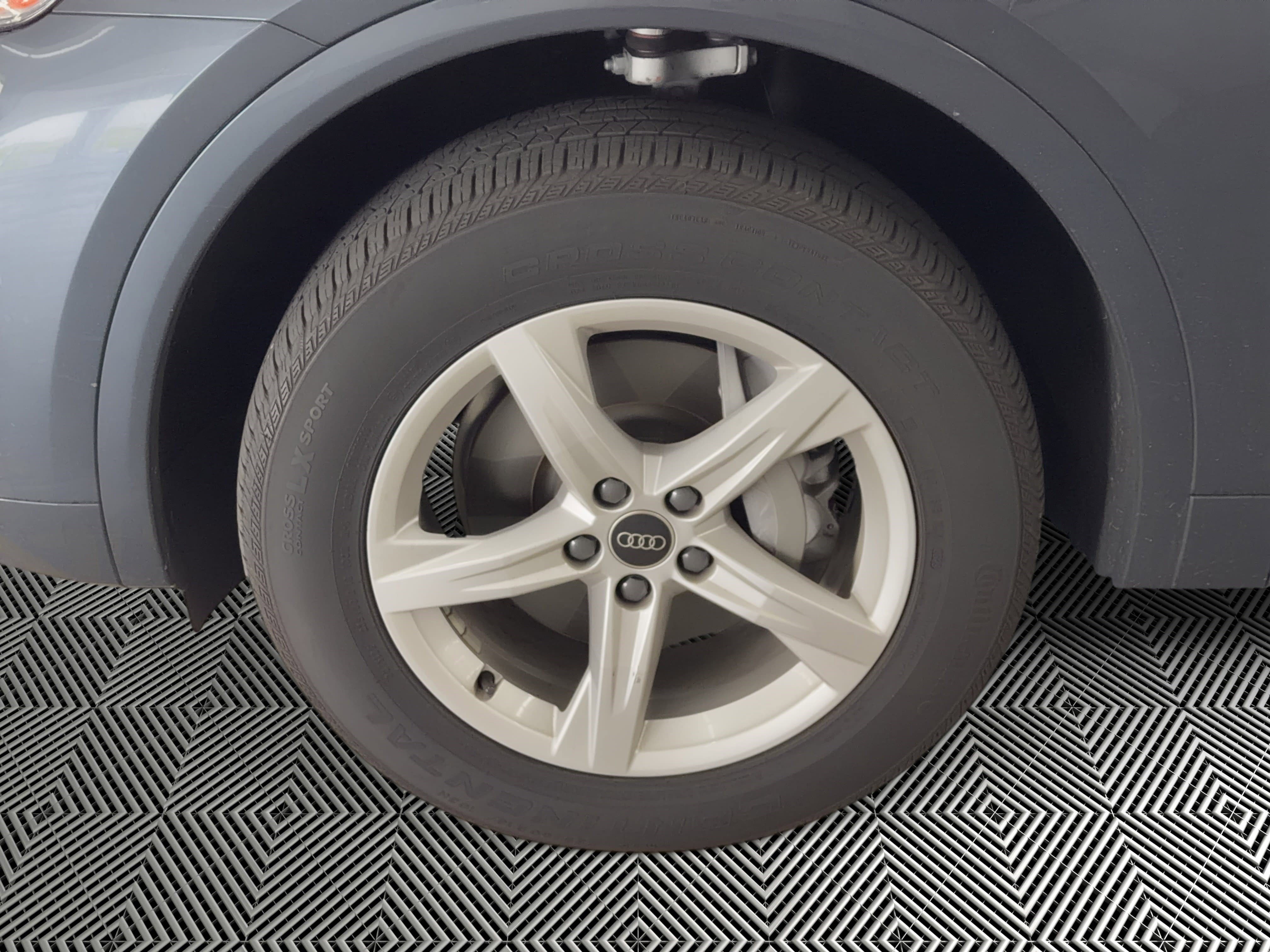 Certified 2023 Audi Q5 2.0T Premium w/ Convenience Package image 12