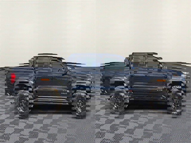 New 2025 GMC Canyon AT4 w/ AT4X AEV Edition image 5