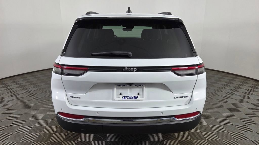 Used 2023 Jeep Grand Cherokee Limited image 7