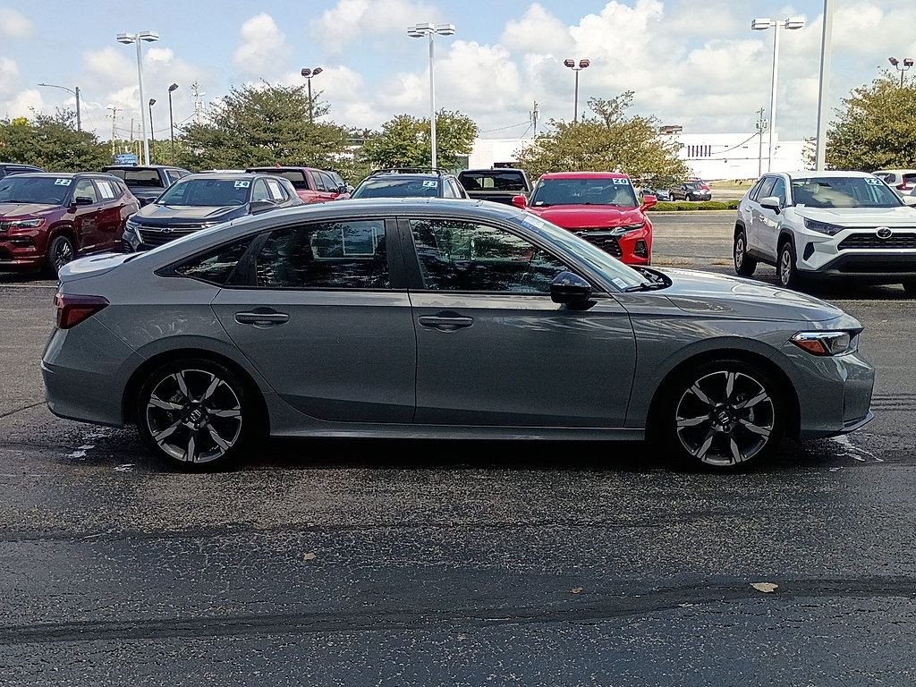 Used 2026 Honda Civic Sport Touring image 2