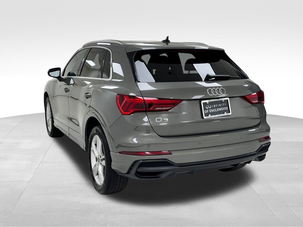 Used 2022 Audi Q3 2.0T Premium Plus w/ Premium Plus Package image 5