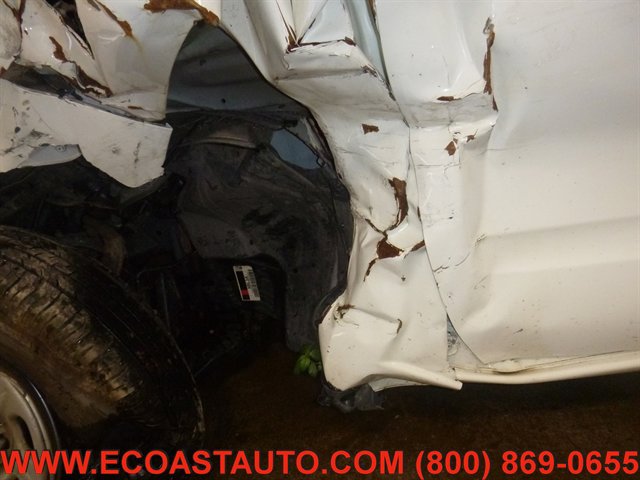 Used 2015 Nissan Frontier S RWD image 16
