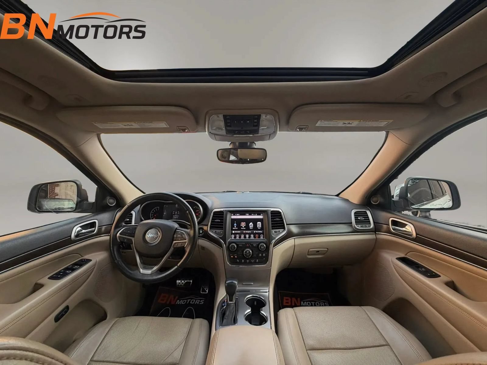 Used 2018 Jeep Grand Cherokee Limited w/ Luxury Group II AWD/4WD image 19