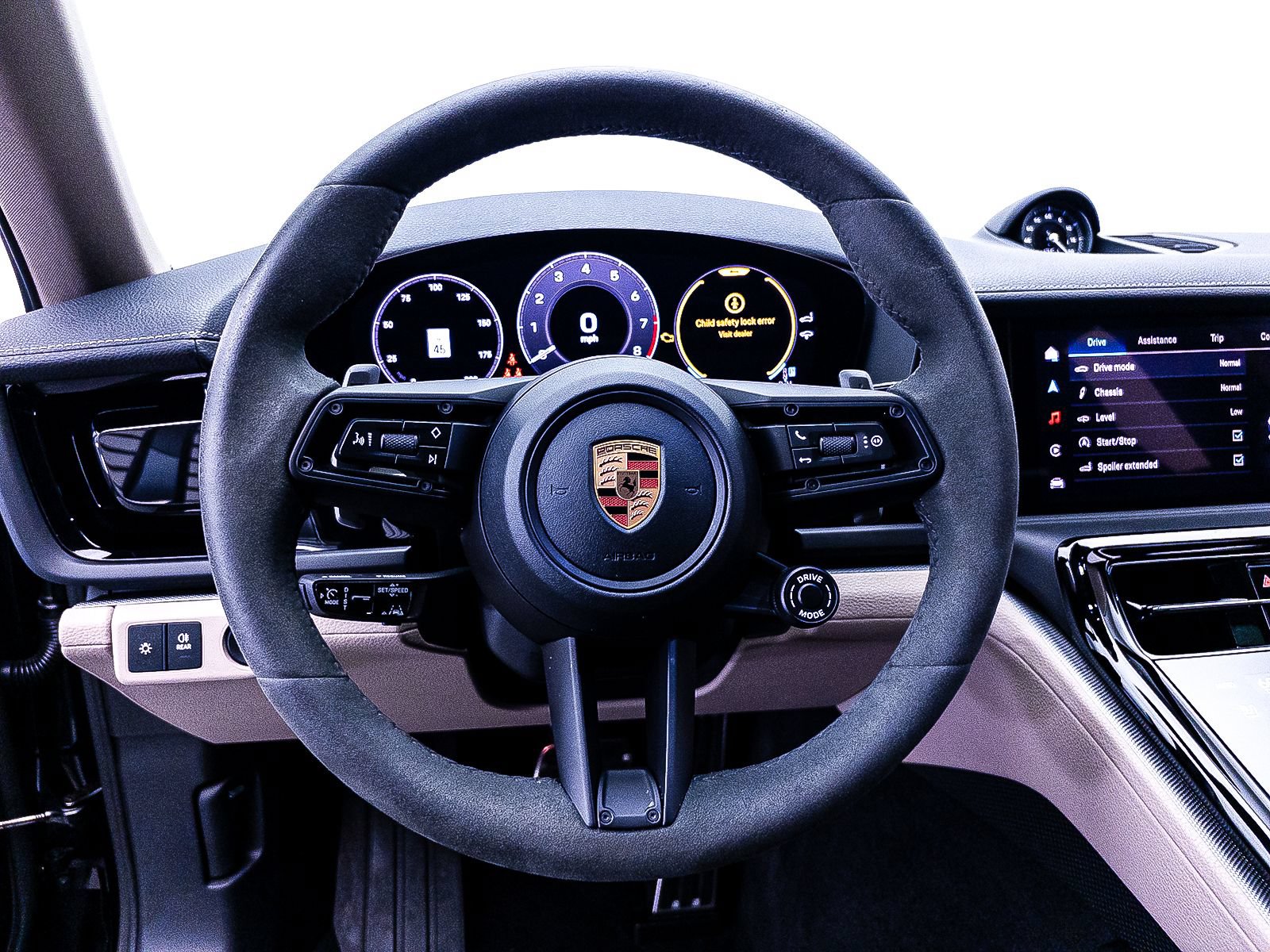Used 2024 Porsche Panamera 4 w/ Premium Package AWD/4WD image 25