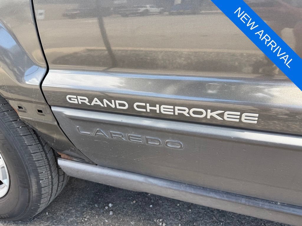 Used 2004 Jeep Grand Cherokee Laredo w/ Convenience Group AWD/4WD image 7