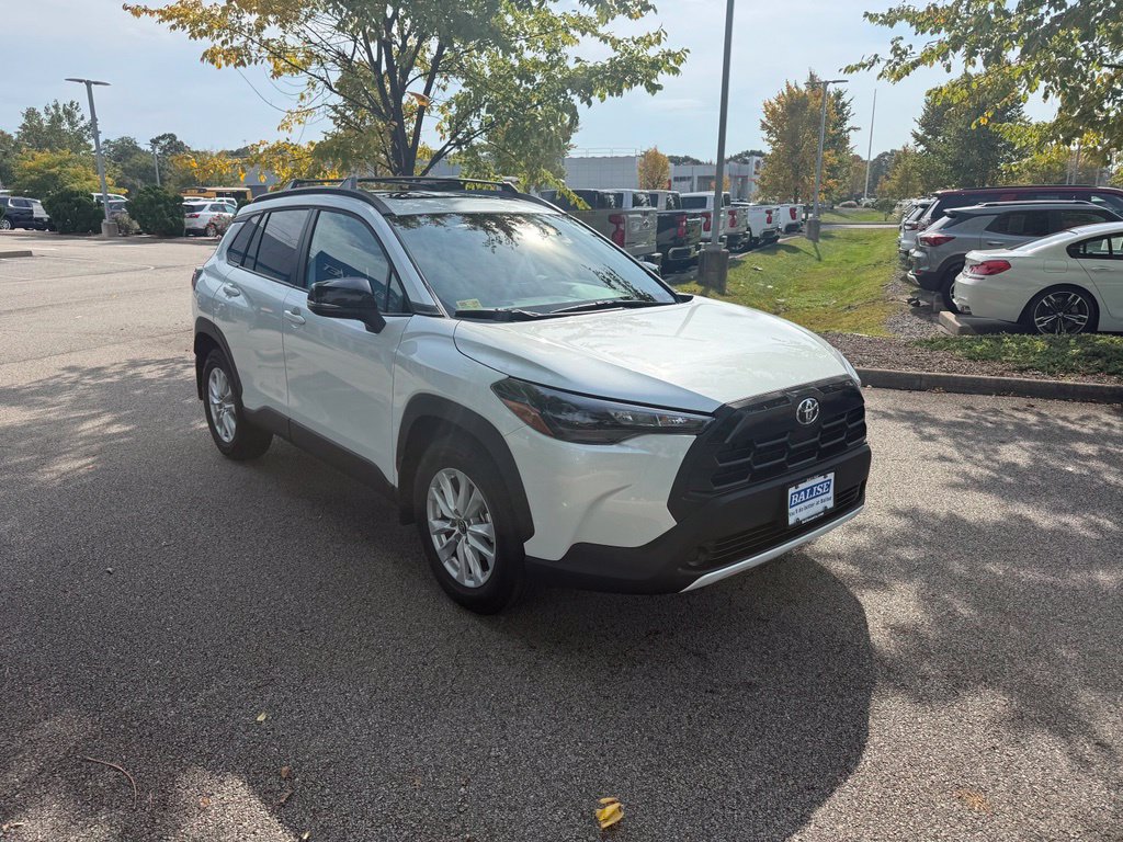 Used 2026 Toyota Corolla Cross LE w/ Moonroof Package AWD/4WD image 6