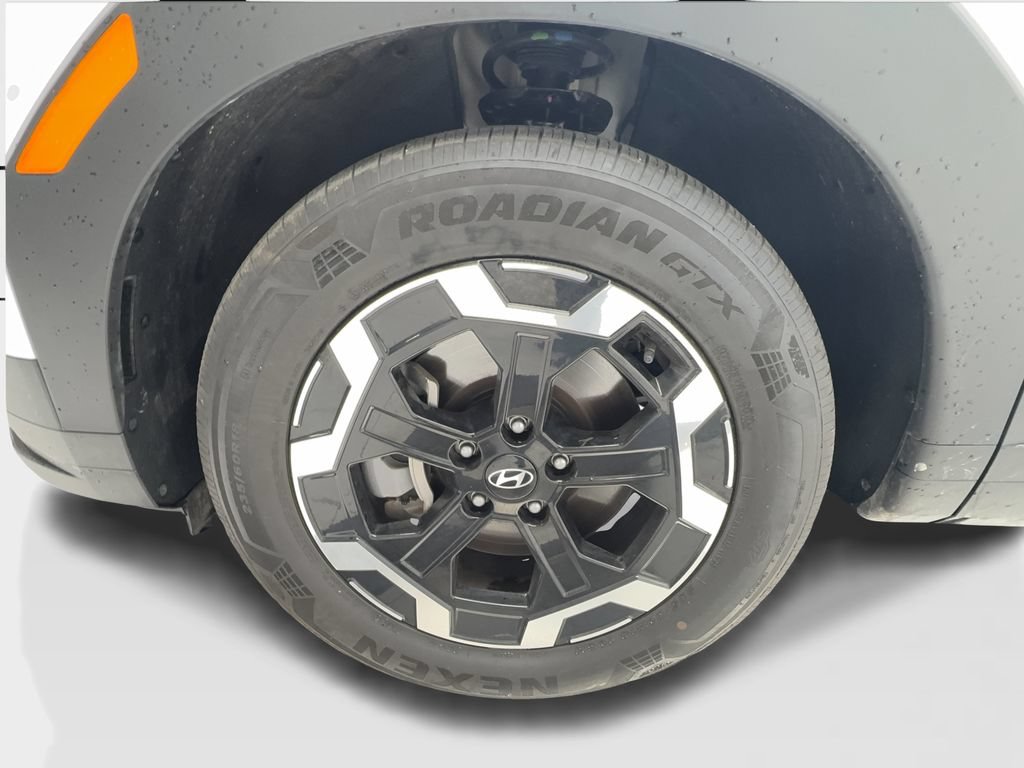 Used 2026 Hyundai Santa Fe SEL FWD image 13