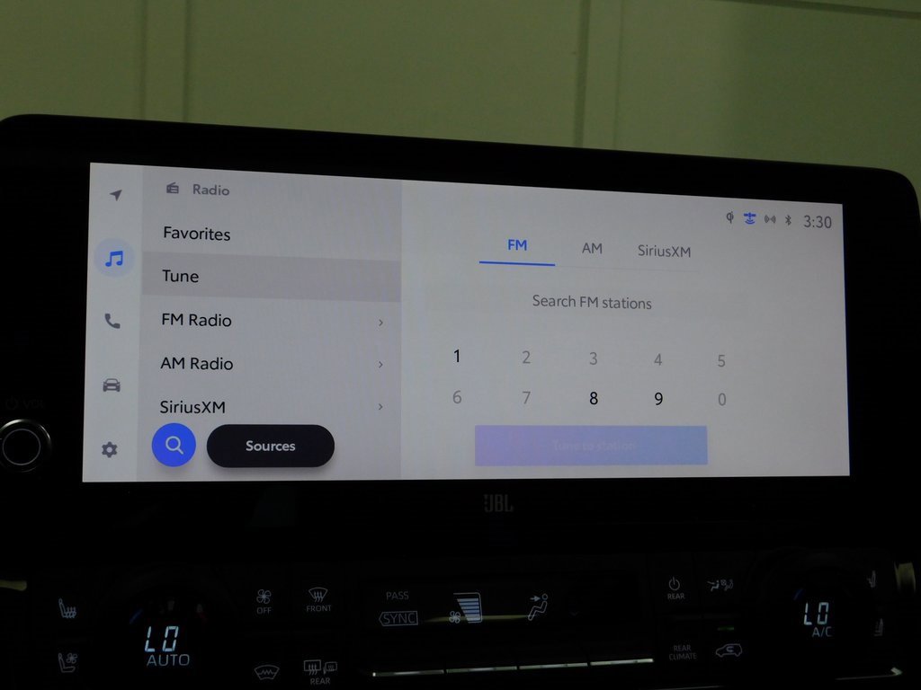 Used 2024 Toyota Grand Highlander Limited image 53