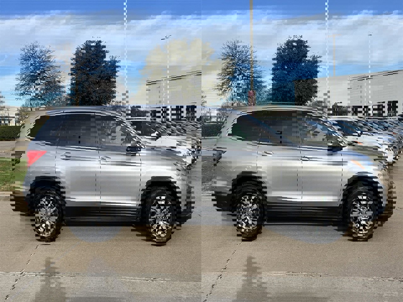 Used 2019 Honda Pilot EX-L image 3