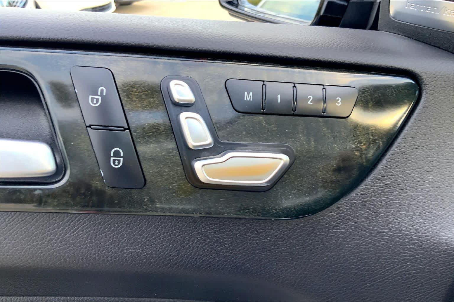 Used 2018 Mercedes-Benz GLE 350 image 33