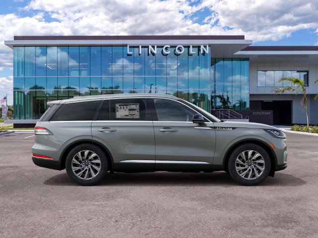 New 2027 Lincoln Aviator 2WD image 5