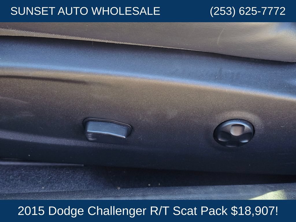 Used 2015 Dodge Challenger R/T Scat Pack w/ Leather Interior Group RWD image 28