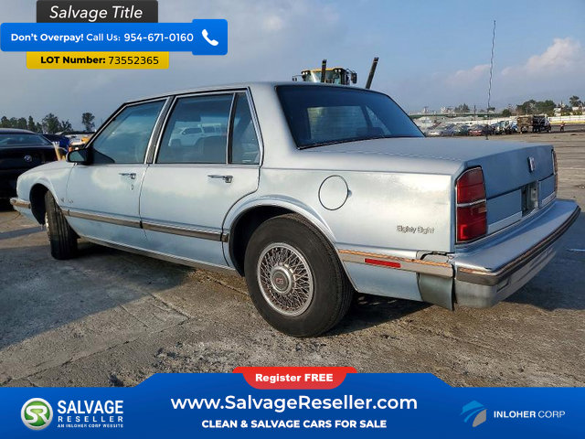Used 1989 Oldsmobile 88 Royale Brougham FWD image 3