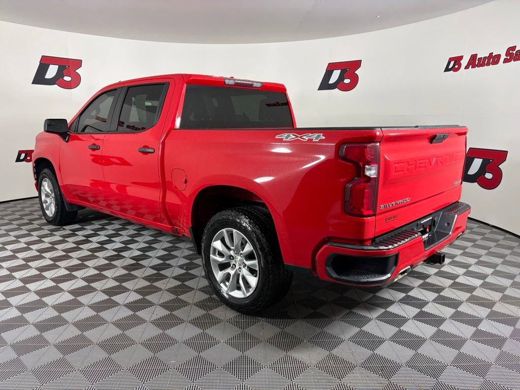 Used 2020 Chevrolet Silverado 1500 Custom w/ Custom Value Package AWD/4WD image 5