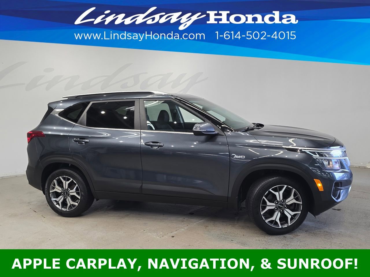 Used 2022 Kia Seltos EX image 3