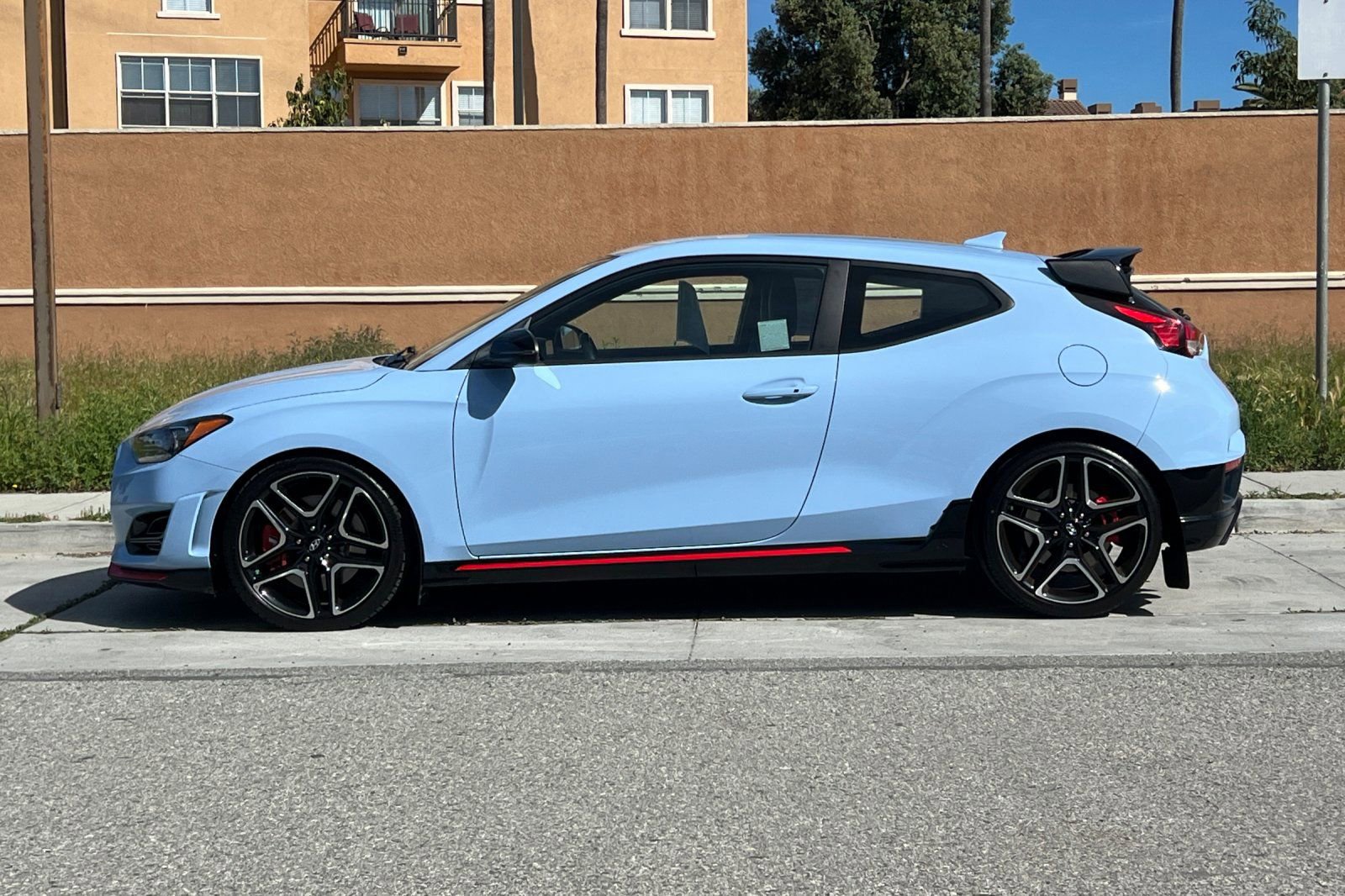 Used 2022 Hyundai Veloster N image 7