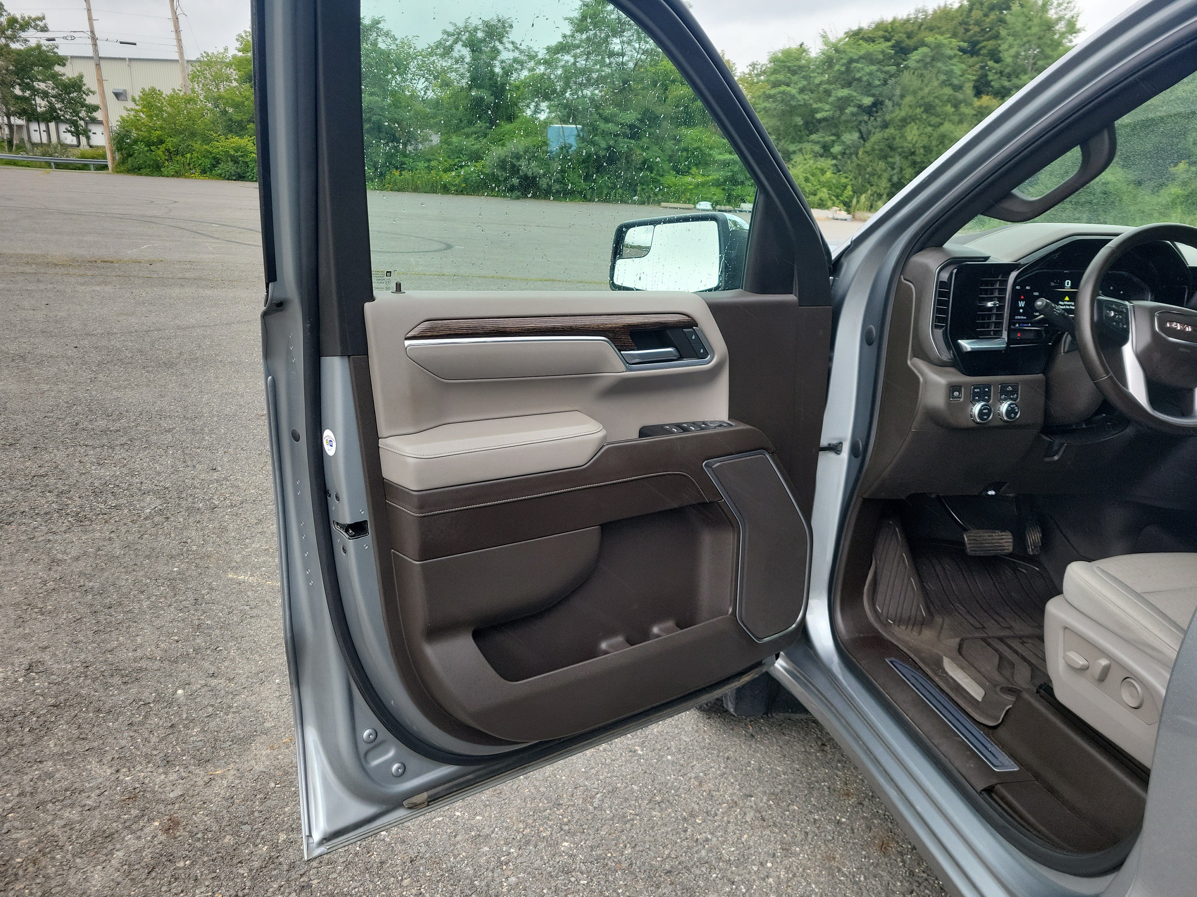 Used 2023 GMC Sierra 1500 SLE AWD/4WD image 15