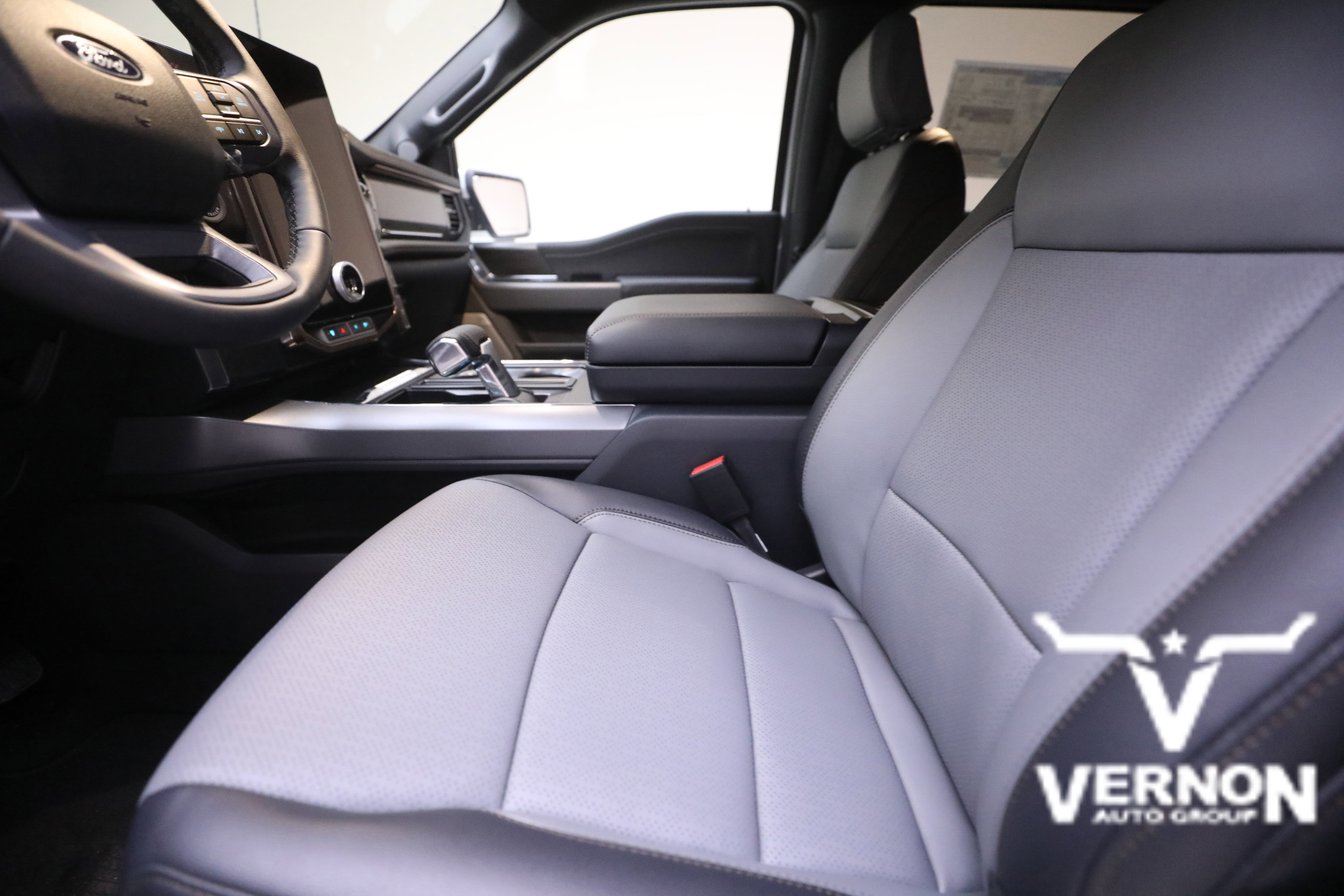 New 2025 Ford F150 Lightning Lariat image 10