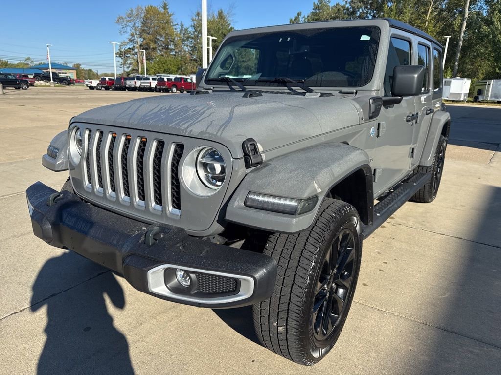 Used 2021 Jeep Wrangler Unlimited Sahara w/ Cold Weather Group image 3