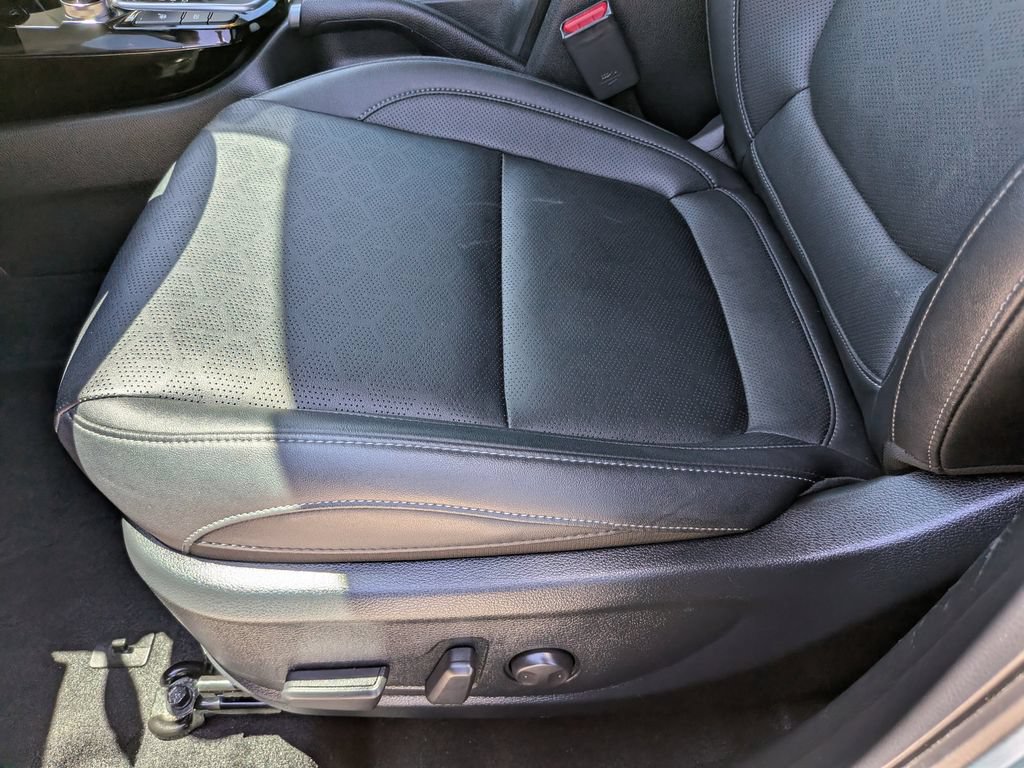 Certified 2025 Kia Seltos EX FWD image 20