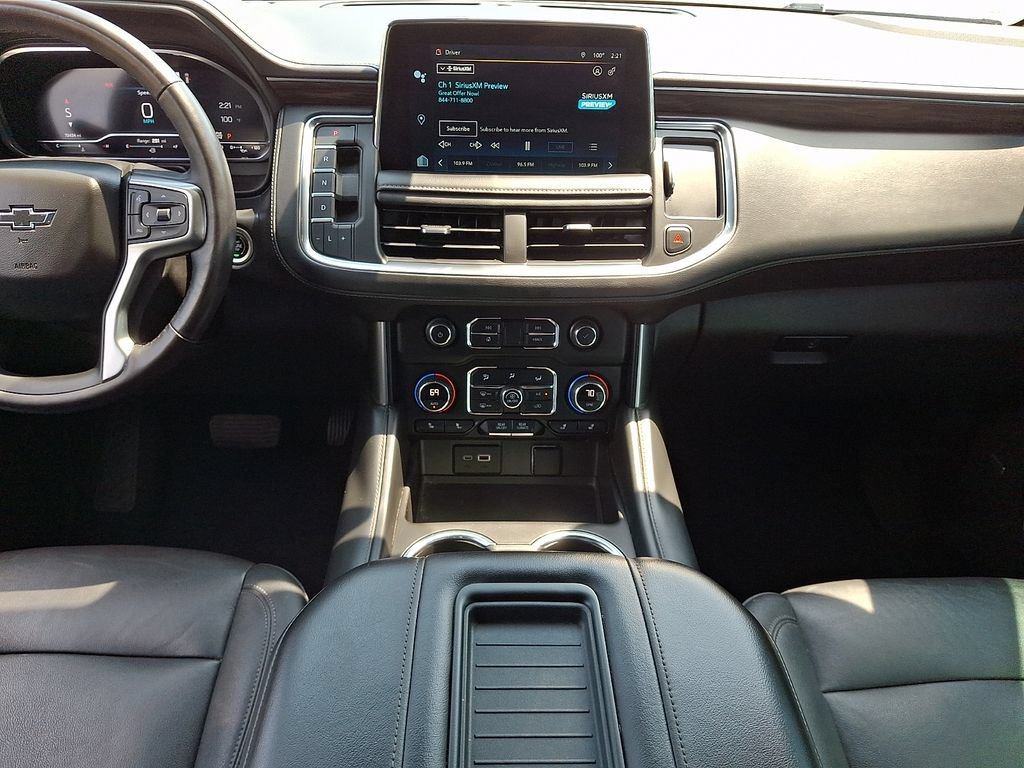 Used 2022 Chevrolet Suburban Z71 w/ Luxury Package AWD/4WD image 16