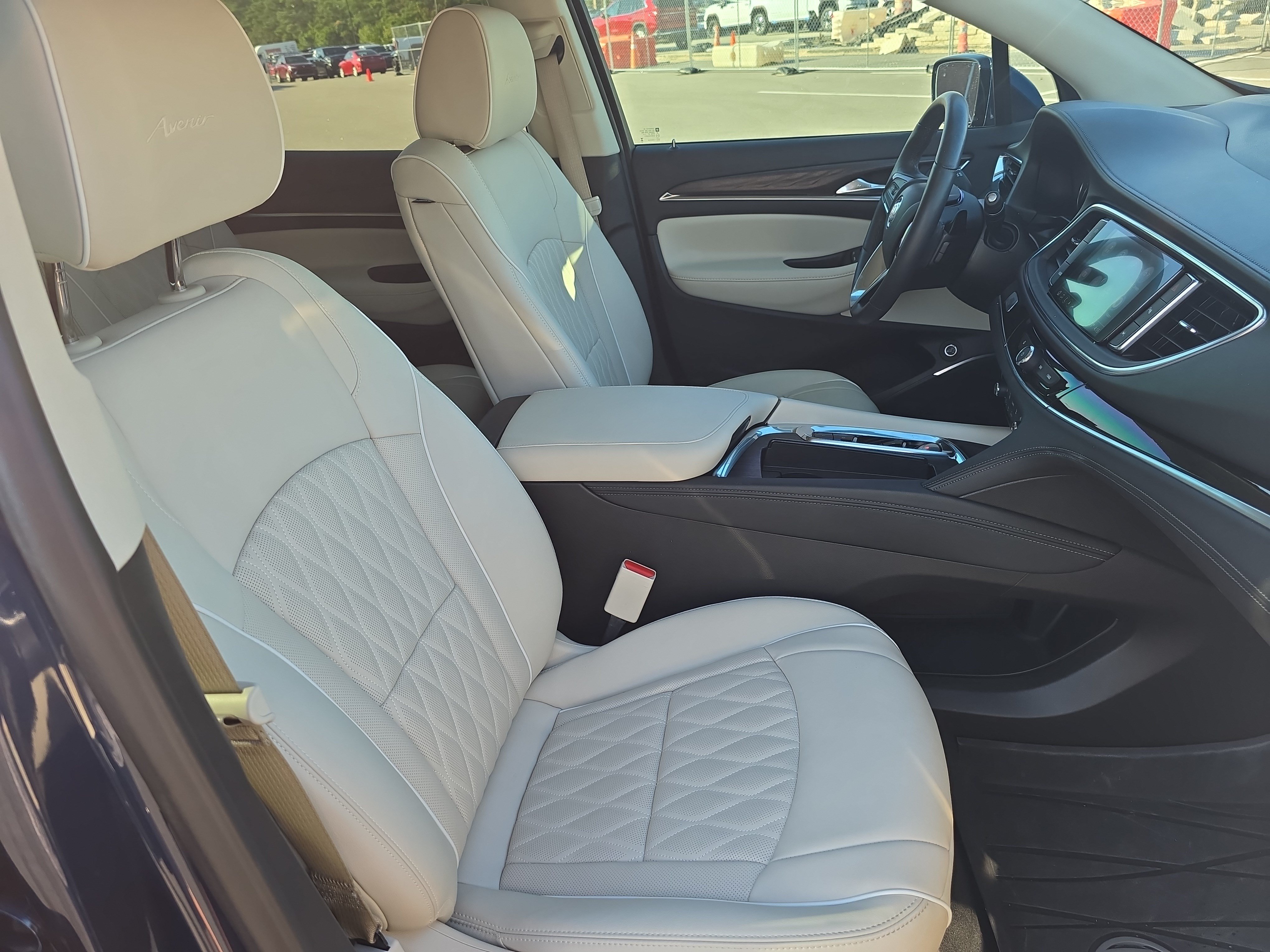 Used 2024 Buick Enclave Avenir w/ Avenir Technology Package FWD image 10