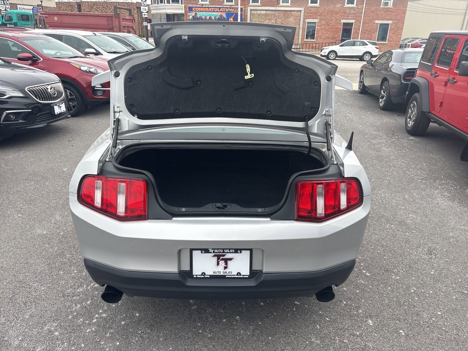 Used 2010 Ford Mustang GT image 13