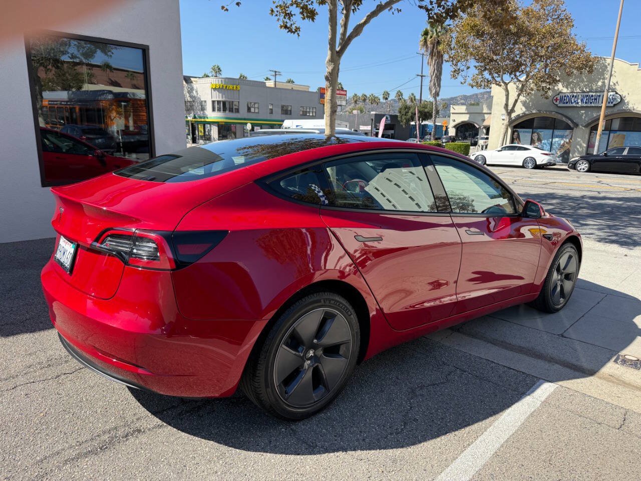 Used 2023 Tesla Model 3 Standard Range RWD image 9