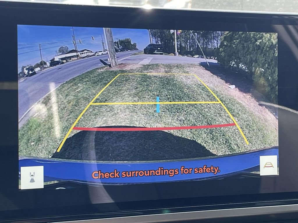 Used 2026 Toyota Camry SE w/ Multimedia Upgrade Package image 25