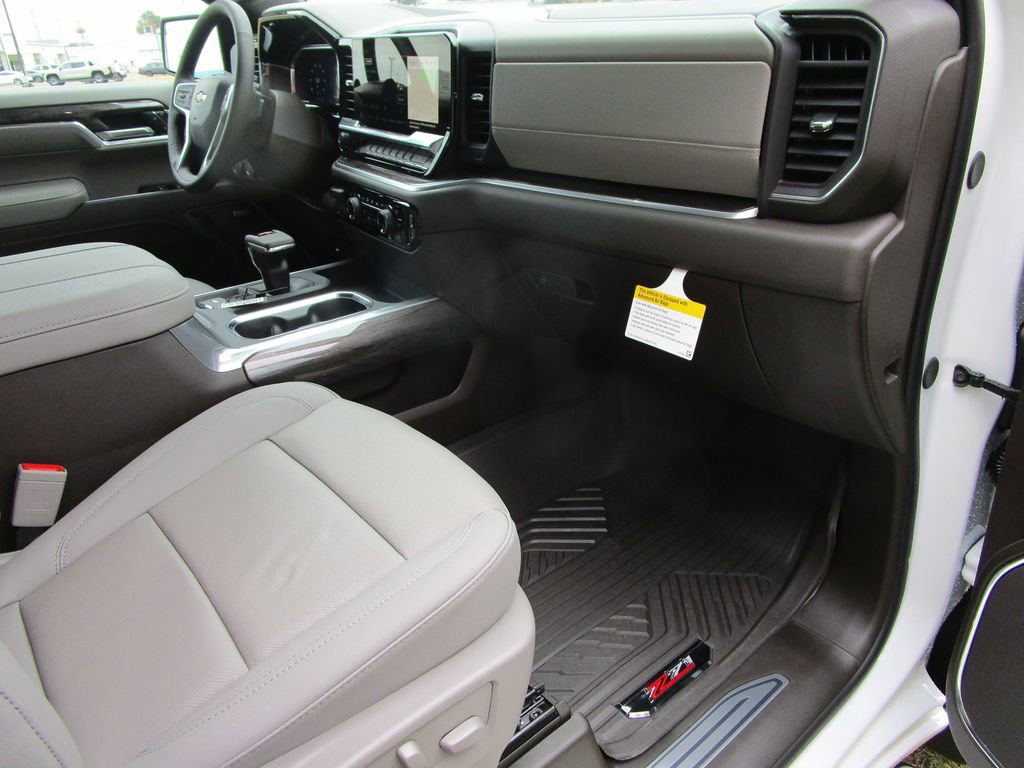 New 2026 Chevrolet Silverado 1500 LTZ image 24