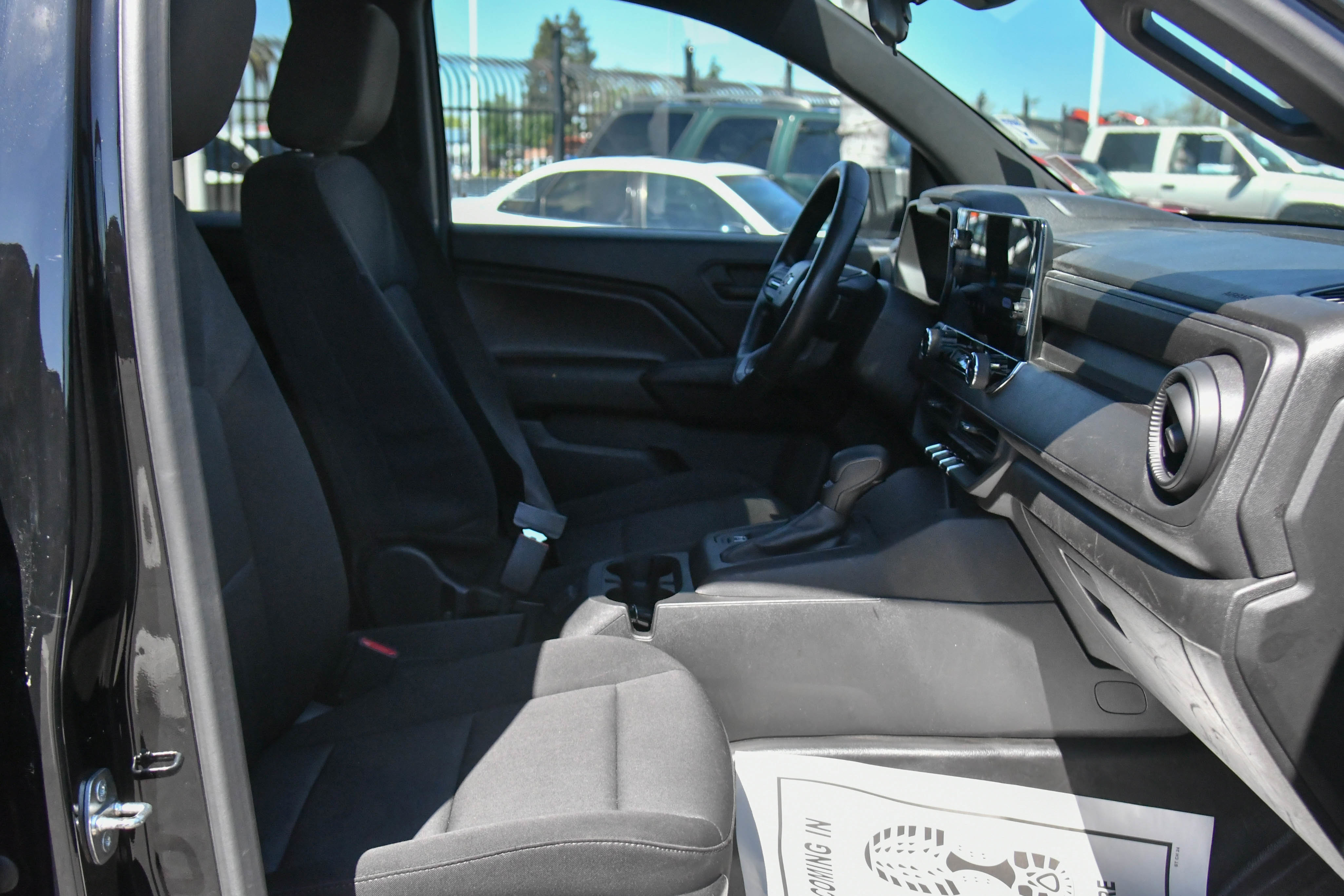 Used 2023 Chevrolet Colorado W/T image 46