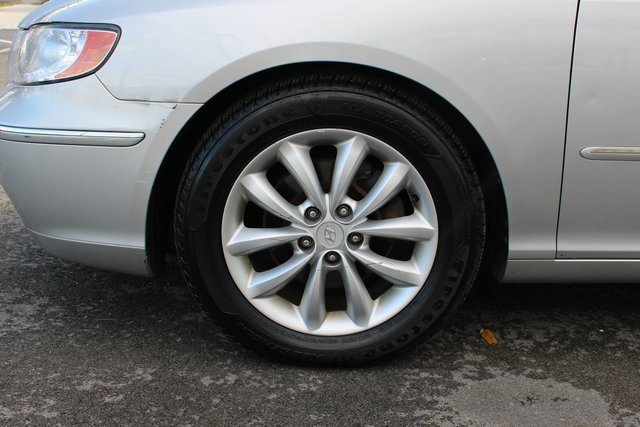 Used 2006 Hyundai Azera Limited image 35