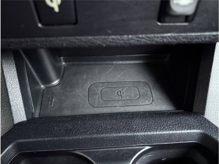 Used 2016 Toyota Tacoma TRD Sport w/ Towing Package AWD/4WD image 23